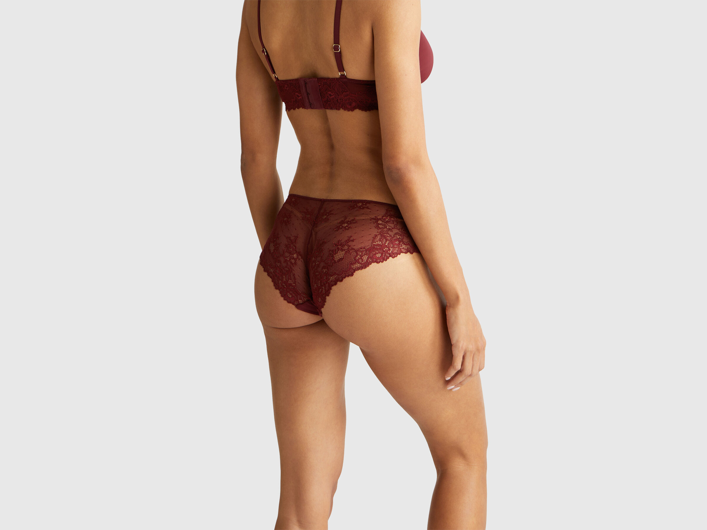 SLIP Women image number 2